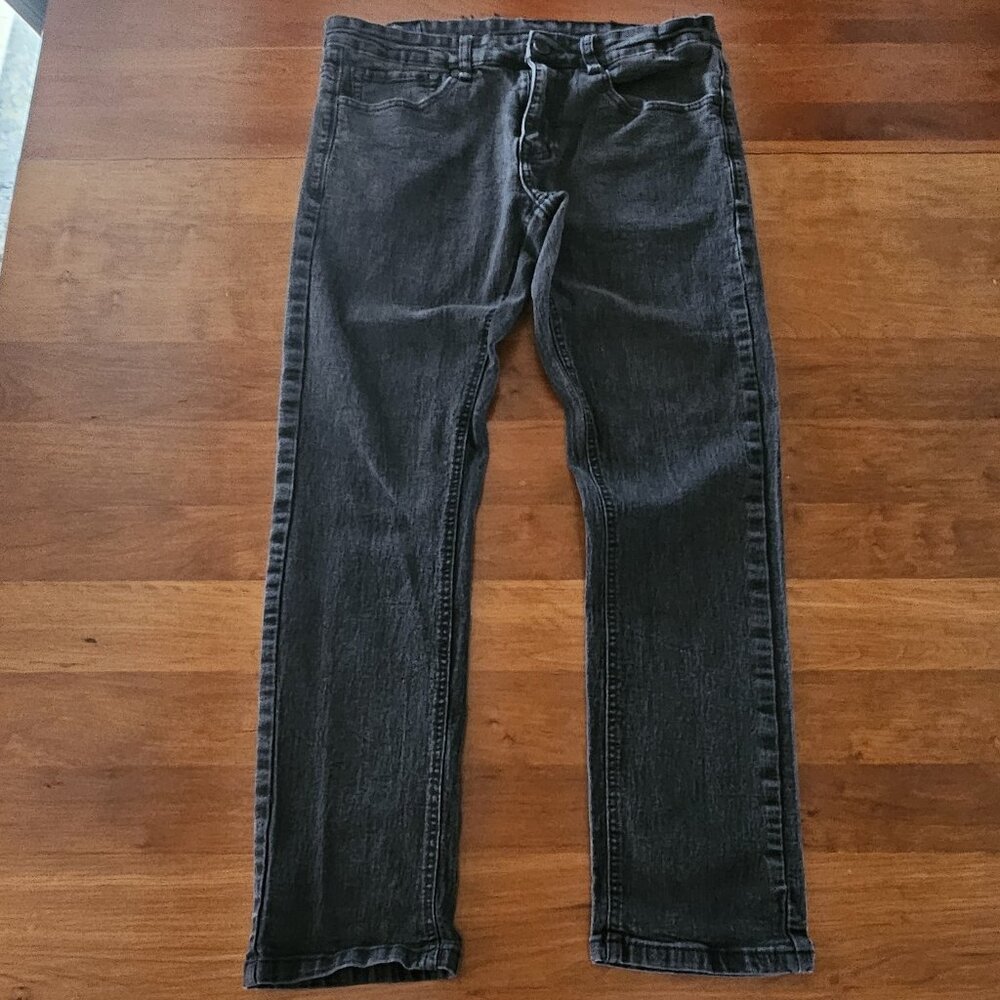 Across the Pond Black Jeans 32 x 32